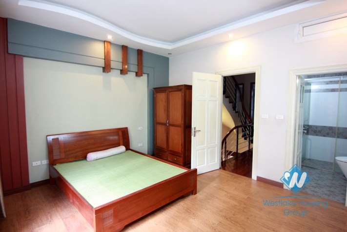 Nice house with 3 to 4 bedrooms for rent in Tay Ho